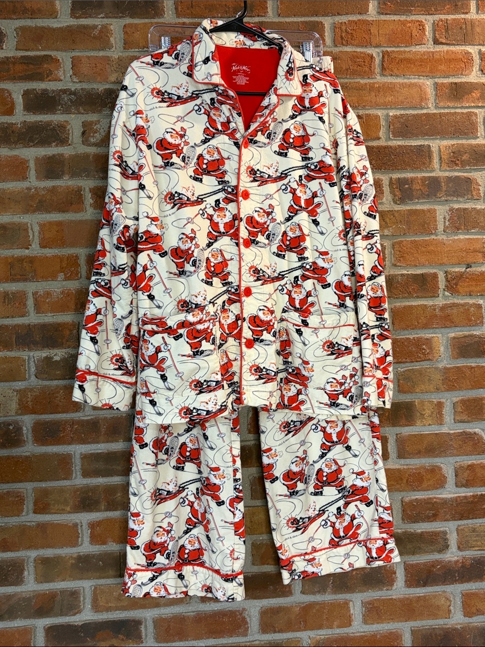 Nick & Nora Discontinued Santa Sports Christmas Pajama Set Size M